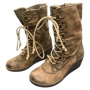 Roxy Tan Lace-Up Boots S6